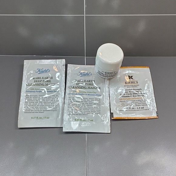 4 pc KIEHL’S sample beauty bundle - Picture 1 of 1